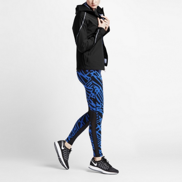 NWOT NIKE Women's Hyper Shield Light Coat Jacket - Picture 3 of 7